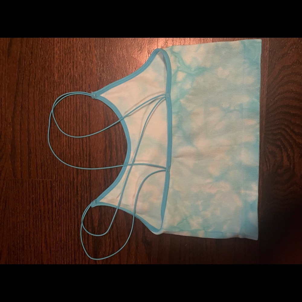 CUTE TOPS BUNDLE - Picture 9 of 14